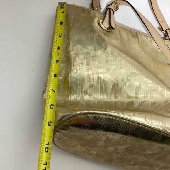 Michael Kors Women's Gold Monogram Logo Metallic Mirror Jet Set Tote Bag Medium - Picture 14 of 16
